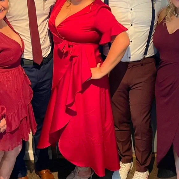 Satiny- wrap midi dress perfect for any occasion! - Picture 3 of 3